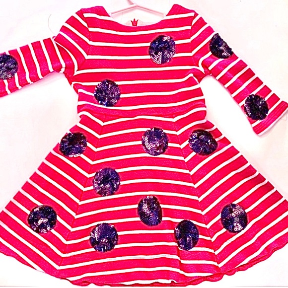 Mini Boden Lady Bug Dress
Inspired by Robert Dahl for James and the Giant Peach - Picture 1 of 3